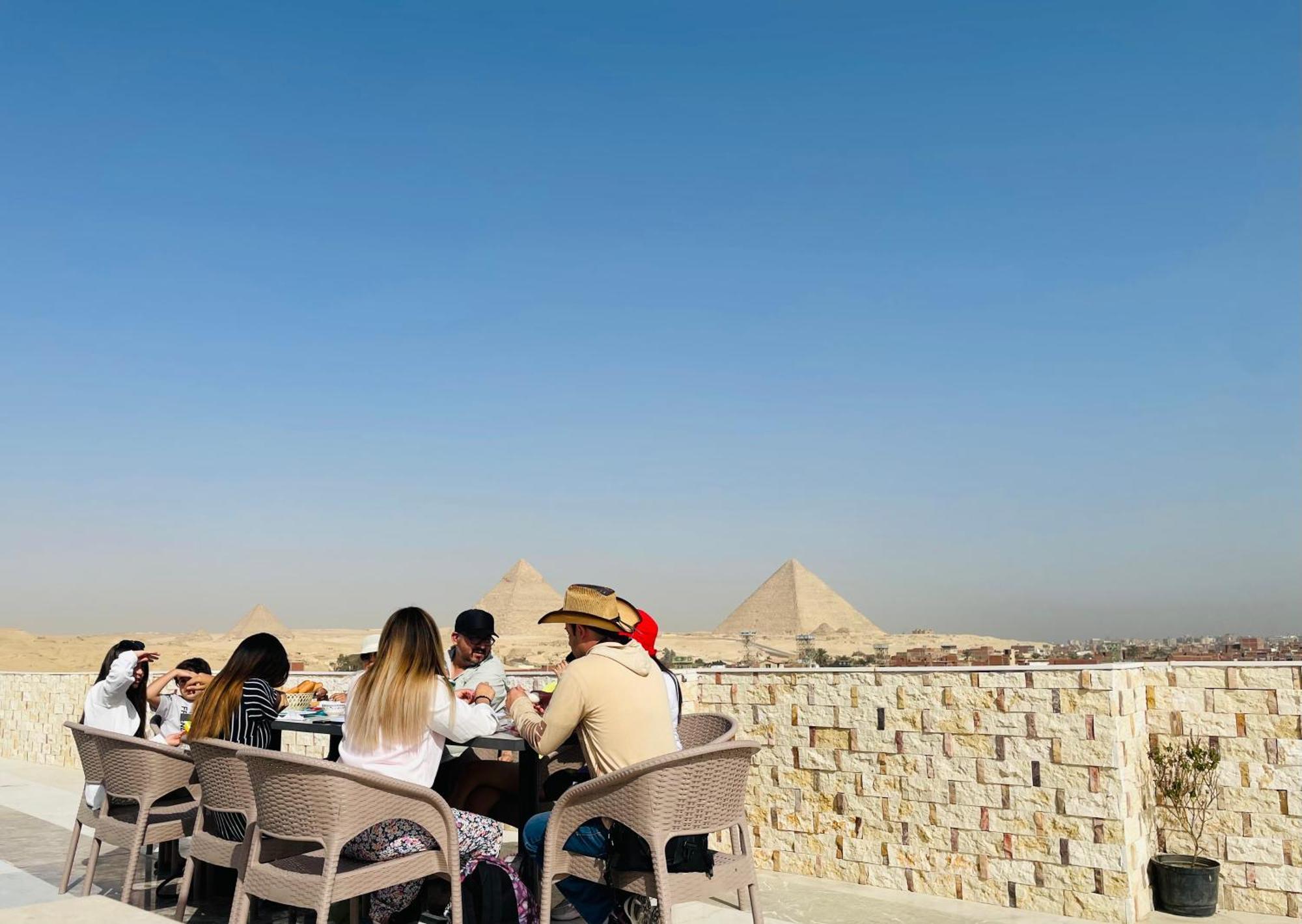 Golden Mask Pyramids Inn Kafret el-Gabal Exterior foto